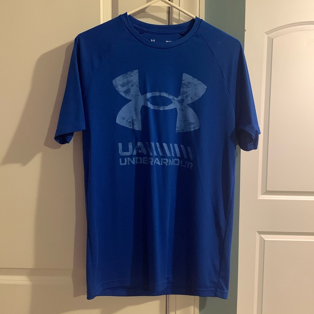 Small Under Armour Shirt. NWT